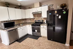 13411 Eldridge Villa St, Sugar Land, TX 77498 - Photo 3