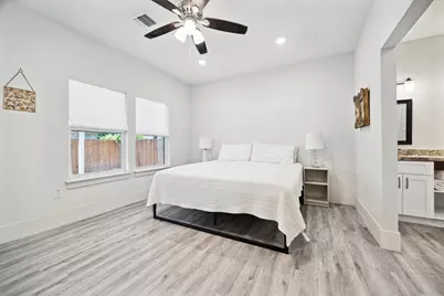 4307 Beggs Street, Houston, TX 77009 - Photo 9