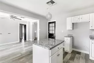 2105 Marshall St, Pasadena, TX 77506 - Photo 11