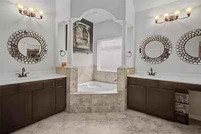 1705 Coral Cliff Drive, Dickinson, TX 77539 - Photo 23