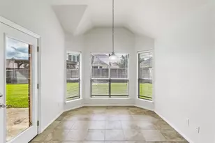 2501 Shady Falls Ln, Pearland, TX 77584 - Photo 3