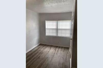 5237 Carmen Street, Houston, TX 77033 - Photo 13