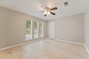 11607 Leaning Pine Dr, Houston, TX 77070 - Photo 17