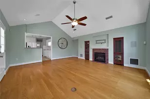 1583 Sue Barnett Dr, Houston, TX 77018 - Photo 13