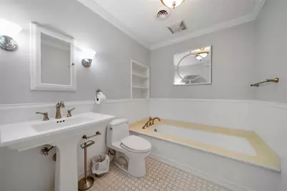 1583 Sue Barnett Drive, Houston, TX 77018 - Photo 23