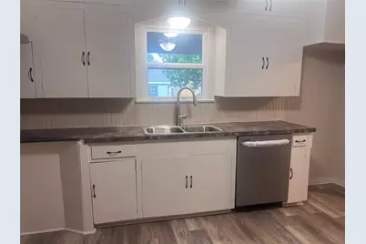 620 Koehl Street, Wharton, TX 77488 - Photo 11