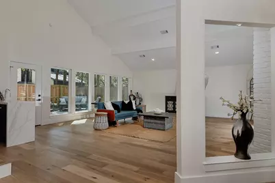 16 Crinkleroot Court, The Woodlands, TX 77380 - Photo 7