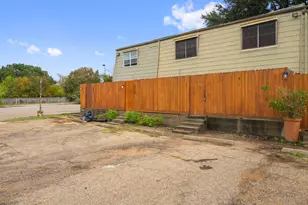 11550 Chimney Rock Rd, Houston, TX 77035 - Photo 29