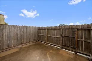 11550 Chimney Rock Rd, Houston, TX 77035 - Photo 23