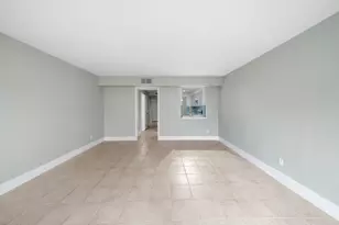 11550 Chimney Rock Rd, Houston, TX 77035 - Photo 13