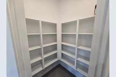 8214 Opal Pond Drive, Angleton, TX 77515 - Photo 5