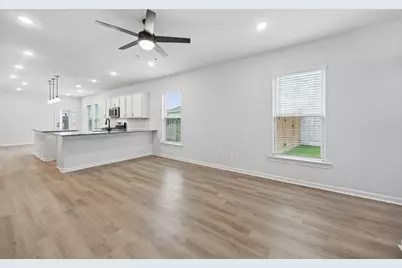 10902 Bonfire Trail, Beasley, TX 77417 - Photo 5