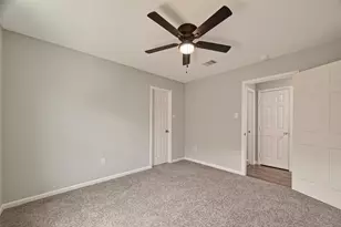 7412 S Hall St, Houston, TX 77028 - Photo 25