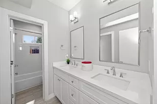 2610 Huntington Creek Ln, Houston, TX 77093 - Photo 9