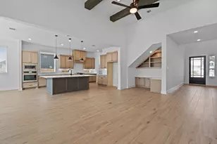 12142 Jacob Ln, Mont Belvieu, TX 77523 - Photo 13