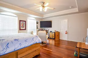 7608 Janak Dr, Houston, TX 77055 - Photo 13