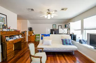 7608 Janak Dr, Houston, TX 77055 - Photo 25