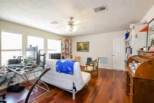 7608 Janak Dr, Houston, TX 77055 - Photo 23