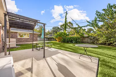 9671 Judalon Lane, Houston, TX 77063 - Photo 35