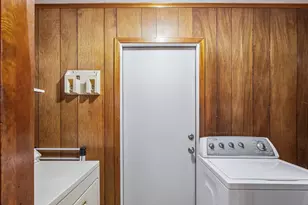 3010 Lamar Cir, El Campo, TX 77437 - Photo 27