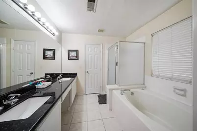 174 Ramwind Court, The Woodlands, TX 77385 - Photo 11