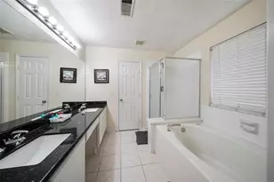 174 Ramwind Ct, The Woodlands, TX 77385 - Photo 11