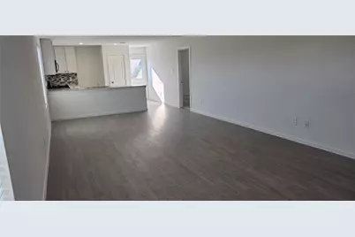 722 Falling Cave Drive, Willis, TX 77378 - Photo 5
