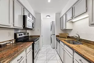 1601 S Shepherd Dr, Houston, TX 77019 - Photo 9