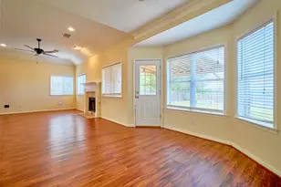 9218 Anna St, Needville, TX 77461 - Photo 13