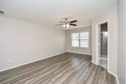 946 Oak Falls Drive, Conroe, TX 77378 - Photo 15