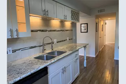 13140 Trail Hollow Drive #3140, Houston, TX 77079 - Photo 7