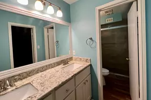 13140 Trail Hollow Dr, Houston, TX 77079 - Photo 15