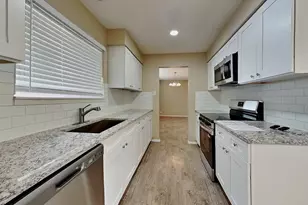 4815 Diehlwood Pl, Spring, TX 77388 - Photo 5