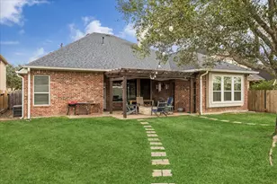 2902 Red Maple Dr, Katy, TX 77494 - Photo 5