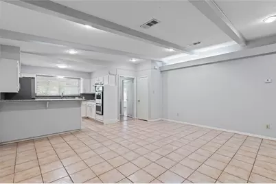 118 E Thornton Road, Houston, TX 77022 - Photo 7