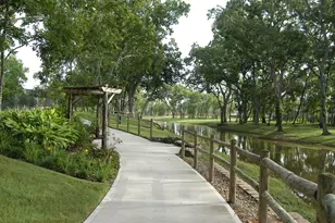 11019 Stonegate Ct, Missouri City, TX 77459 - Photo 15