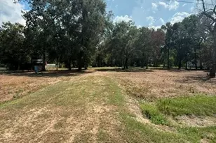 179 Co Rd 438, Dayton, TX 77535 - Photo 1
