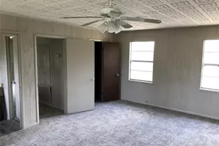 143 N Oak Lee Dr, Onalaska, TX 77360 - Photo 5