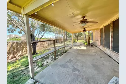 218 Willards Way, Stafford, TX 77477 - Photo 15