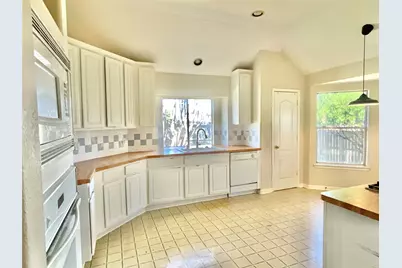 218 Willards Way, Stafford, TX 77477 - Photo 3