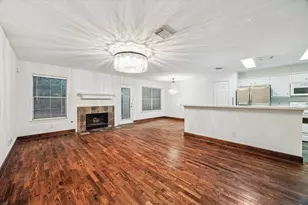 227 Blushwood Pl, The Woodlands, TX 77382 - Photo 7