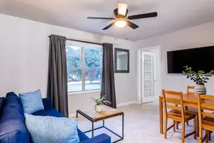 109 Fargo, Houston, TX 77006 - Photo 3