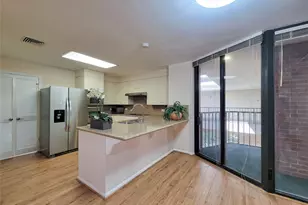 9333 Memorial Dr, Houston, TX 77024 - Photo 13