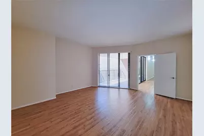 9333 Memorial Drive #414, Houston, TX 77024 - Photo 29