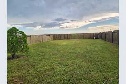 207 Tejas Village Parkway, Beasley, TX 77417 - Photo 17