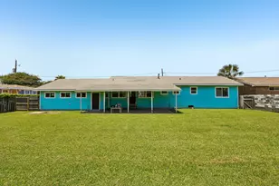 5709 Maco St, Galveston, TX 77551 - Photo 27