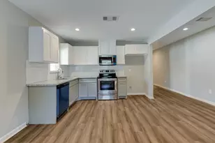 2214 McKee St, Houston, TX 77009 - Photo 5