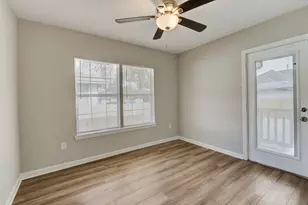 2214 McKee St, Houston, TX 77009 - Photo 11