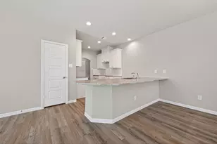 24715 Lago Bay Ln, Houston, TX 77336 - Photo 7