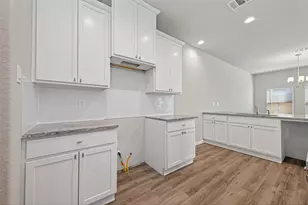 24715 Lago Bay Ln, Houston, TX 77336 - Photo 11